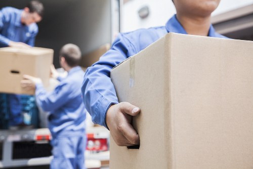 Van transport service for household items and boxes in Twickenham