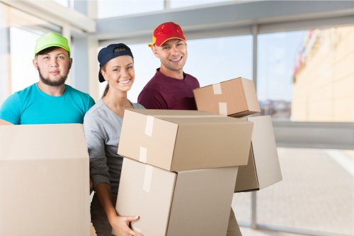Removal van service for household moving in Twickenham