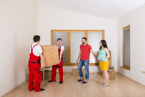 Reliable removal van in Twickenham for a smooth relocation