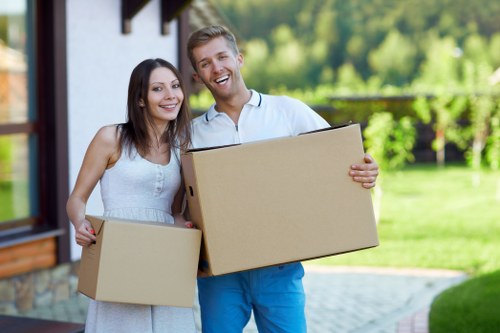 Careful loading of furniture and boxes during a same-day move